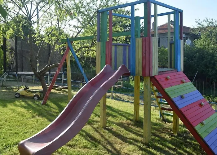 Holiday home къща виктория Banya (Burgas)